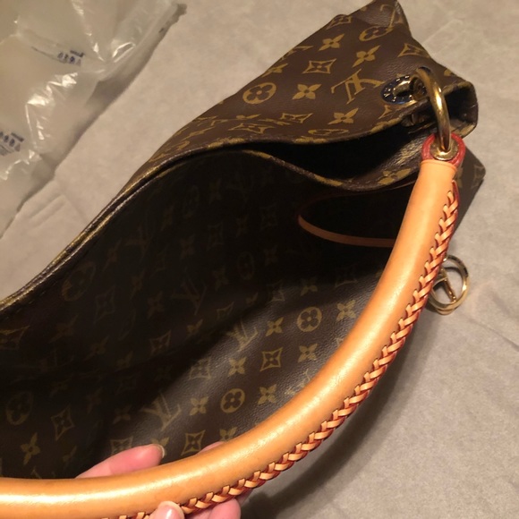 ✨LOUIS VUITTON ARTSY MM✨ - Picture 3 of 7
